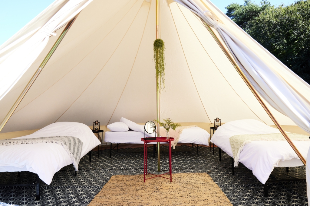 5 star glamping tent for 3 or 4  people